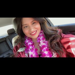 Meet your Posher, Kandy